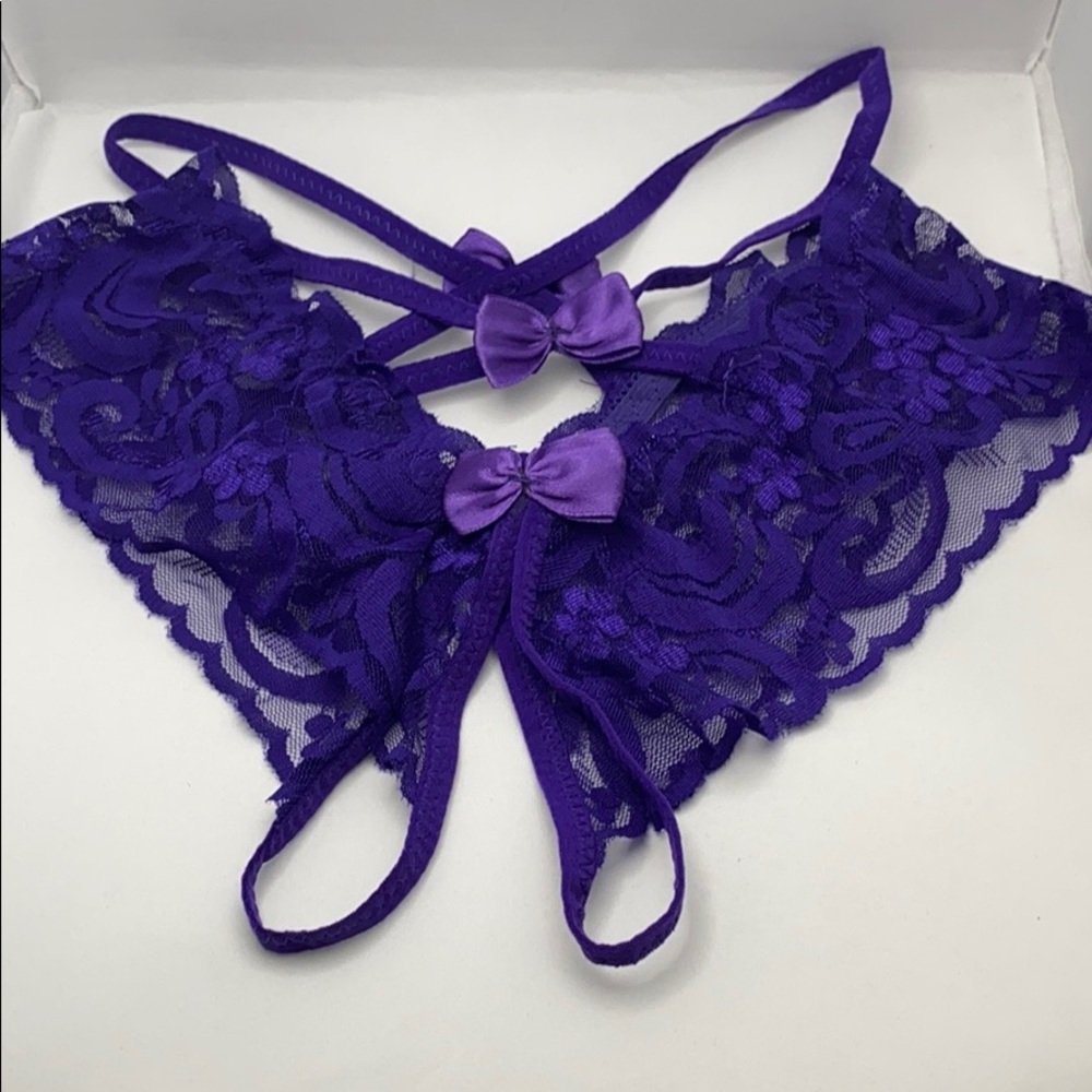 Crotchless panties